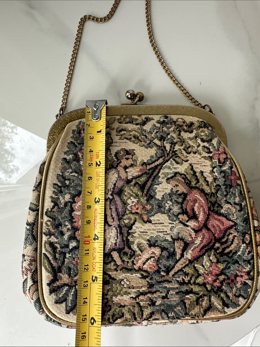 Vintage Tapestry Chain Handbag Clutch in Pink and Cream Kiss Lock Gold Wedding - Picture 6 of 8